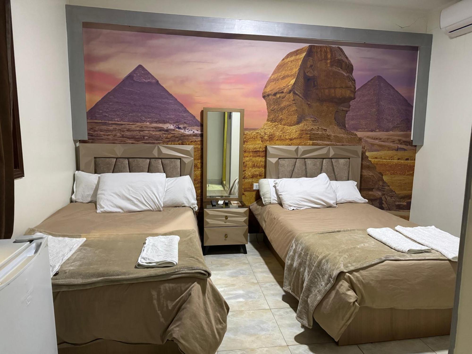 Отель Nefertiti Pyramids View Каир Экстерьер фото