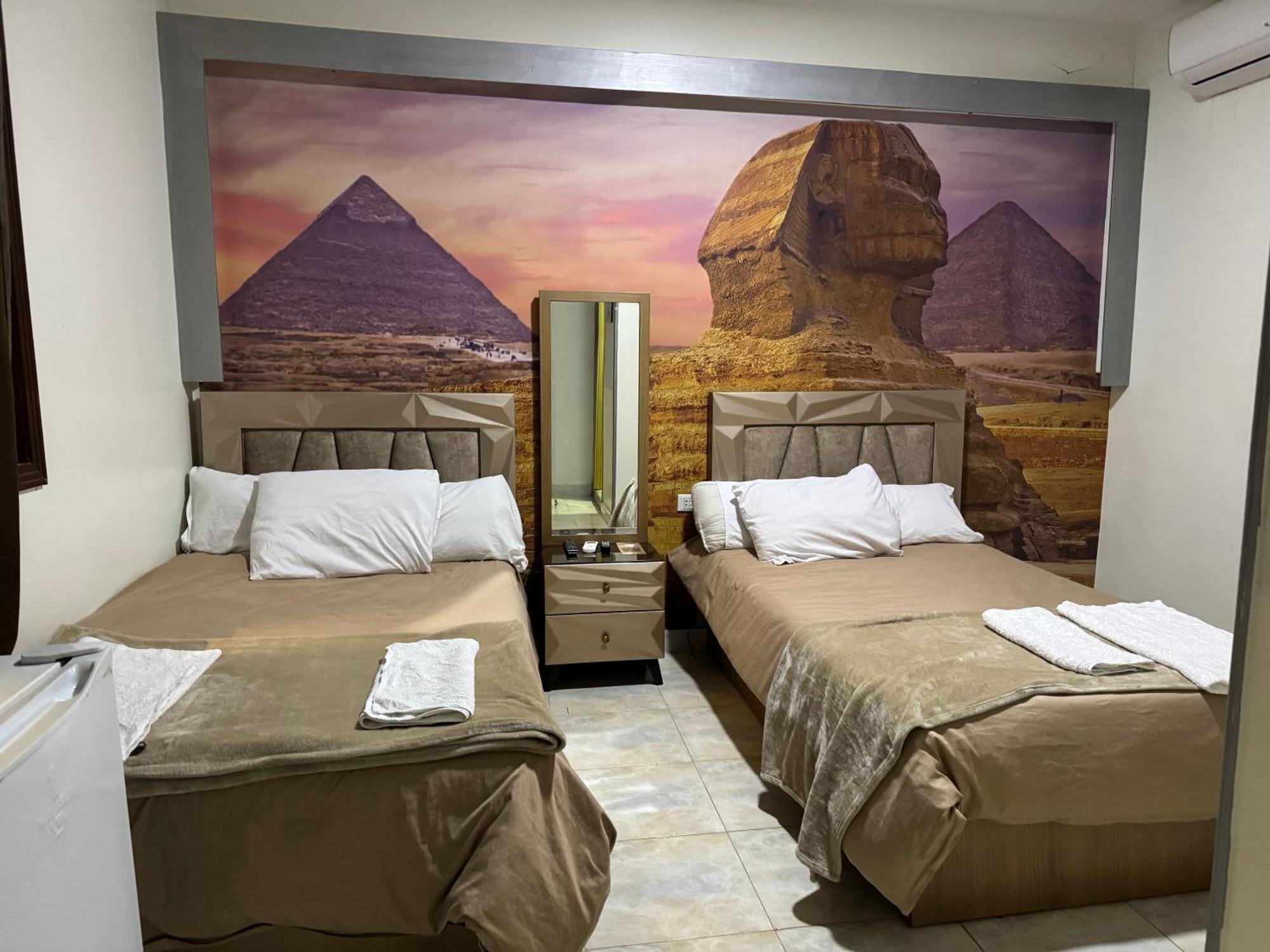 Отель Nefertiti Pyramids View Каир Экстерьер фото