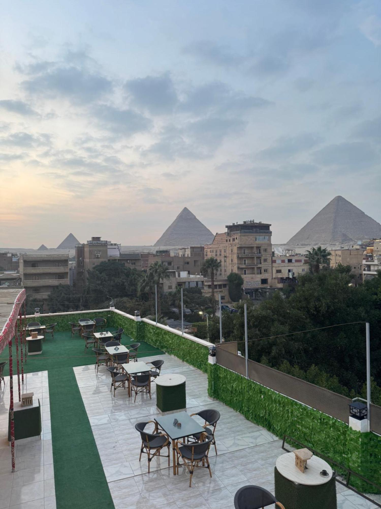 Отель Nefertiti Pyramids View Каир Экстерьер фото
